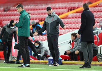 VAR eist opnieuw de hoofdrol in Engeland: Liverpool speelt gelijk na twee afgekeurde doelpunten en discutabele penaltyfase 