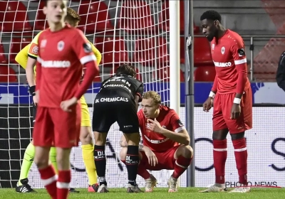 Hopelijk geen zware hoofdblessure voor De Laet "test zullen moeten uitwijzen hoe ernstig het is"