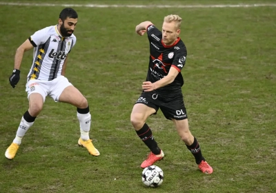 Zulte Waregem wist vroeg openingsdoelpunt van Charleroi uit in de blessuretijd
