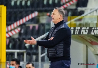 "We lieten ons te gemakkelijk wegzetten" volgens John Van den Brom