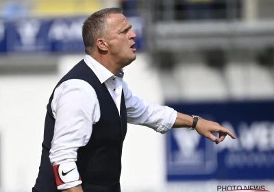 John van den Brom roteert er op los, maar Onuachu brengt redding: "Heb zoveel vertrouwen in mijn spelerskern"