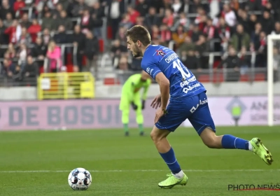 "Totaal geen intentie": Vanhaezebrouck niet eens met rood voor Chakvetadze, Referee Department komt met duiding