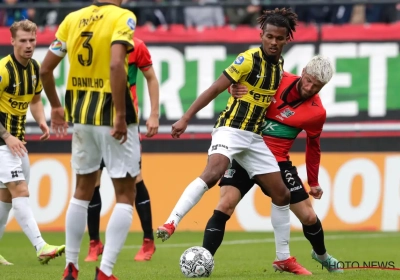 🎥 Vitesse-fans komen met schrik vrij nadat tribune het begeeft