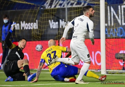 Deniz Undav na twee doelpunten opnieuw leider in topschutterstand: "16 of 20 doelpunten, het maakt me niets uit"