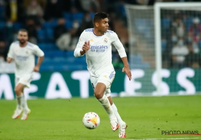 🎥 Onbegrijpelijk! Casemiro ontsnapt aan rood na deze gemene tackle