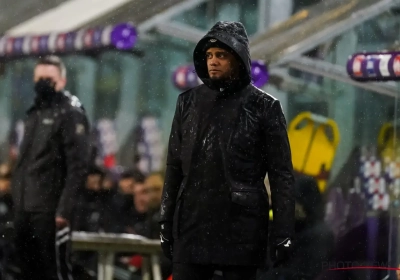 Na moeilijke maand had Kompany andere prioriteiten dan verdedigen: "Nadruk lag op scoren" en "Dan kan het nog interessant worden"