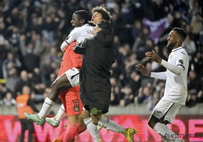 Penaltyheld Verbruggen laat vreugde vrije loop: "Boeckx had me gezegd dat ik de zesde mocht trappen, maar toen ik die ene pakte..."