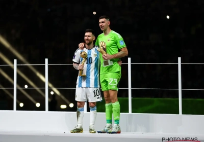 🎥 Emiliano Martinez is opnieuw de penaltyheld, maar zorgt nadien ook voor controverse met obsceen gebaar