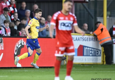 STVV gaat met het kleinste verschil winnen bij KV Kortrijk en komt met 6 op 6 verrassend mee aan de leiding
