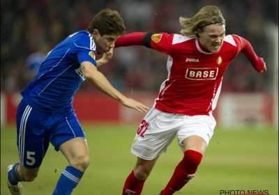 Ex-speler van Standard vertelt straf verhaal: "Hij wachtte me na de training op met een mes"