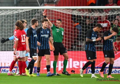 🎥 Hein Vanhaezebrouck heeft duidelijke mening over rode kaart van Fossey tegen Club Brugge