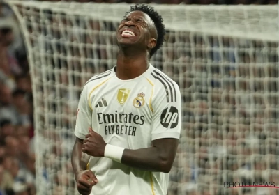 🎥 Ongezien! Fans Real Madrid keren zich volledig tegen eigen sterspeler, die reageert met veelzeggend gebaar