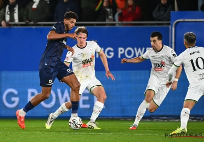 "Mijn grote spits houdt geen bal meer bij": JPL-coach duidt groot probleem, spits reageert