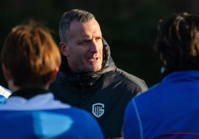 Nicky Hayen geeft begeesterende eerste speech aan Genk-spelers en vertelt wat hij verwacht