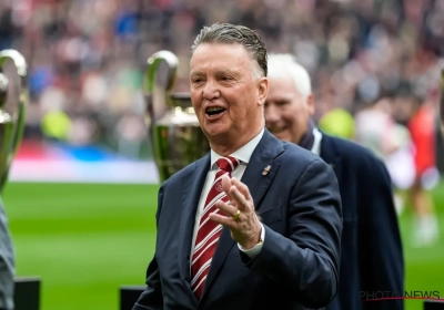 🎥 "Samen kunnen we een verschil maken": Louis van Gaal emotioneert en zorgt voor gigantisch record