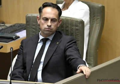 'Brandstichting in Molenbeek na zege Marokko': Tom Van Grieken (Vlaams Belang) gaat helemaal los 