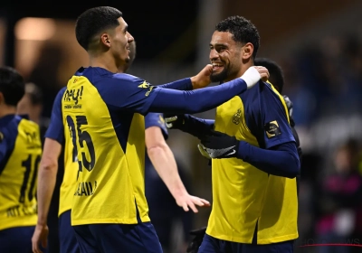 LIVE: David Hubert dropt Zeneli in de basiself, twee wissels bij La Louvière