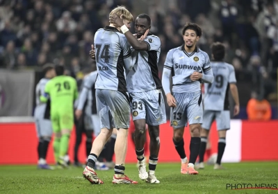 🎥 Peter Vandenbempt spaart Anderlecht-speler niet: "Onvoorstelbaar, hoe dom en hoe lomp"