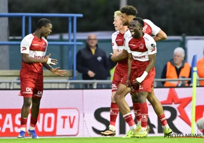 Opoku haalt gram na grote misser: Zulte Waregem redt zichzelf én Cercle Brugge