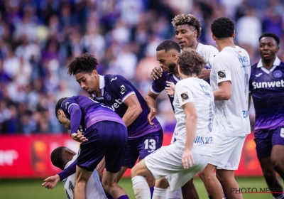 🎥 Sardella krijgt rood voor "kopstoot', maar Anderlecht-fans ergeren zich blauw dat Union-speler ontsnapte