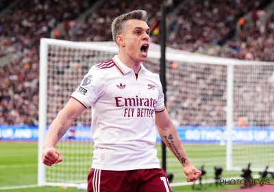 🎥 Leandro Trossard helpt Arsenal aan zege in wedstrijd met controversieel slot