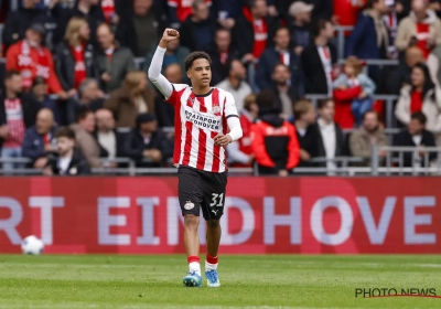 🎥 Belgisch fenomeen van PSV opent zijn rekening met een kanonskogel