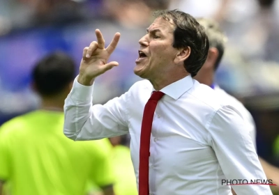 We zagen hem nog nooit zo zenuwachtig... Bondscoach Rudi Garcia voelt de druk en legt uit...