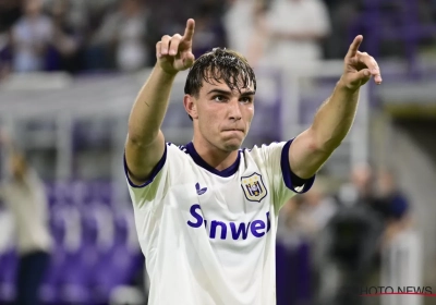 Anderlecht-spits Cvetkovic krijgt vraag over toekomst en reageert zonder omwegen