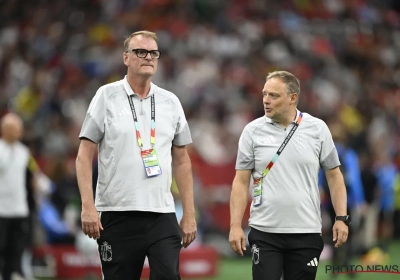 Rode Duivels nemen afscheid van meubelstuk