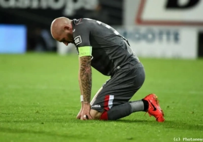 Van Damme giftig: "Hopelijk beseft iedereen nu dat je titel niet in schoot krijgt geworpen"