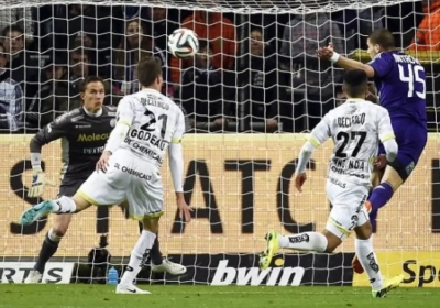 Bossut grapt: "Ik heb een annulatieverzekering voor mijn vakantie"