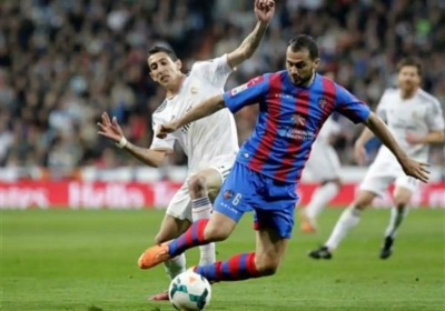 Elche en Levante delen de punten