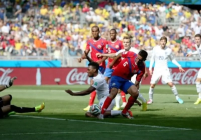 Costa Rica pakt groepswinst tegen Engelse veulens