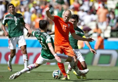 Robben excuseert zich: "Ik maakte een schwalbe"