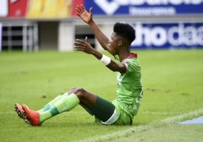 Conté naar het ziekenhuis met mogelijke hersenschudding