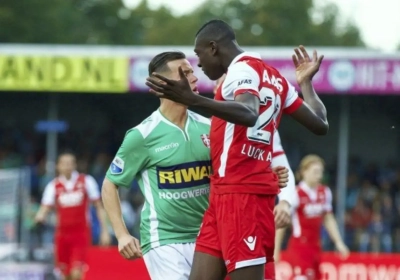 Gluren bij de buren: is debutant Luckassen nu om die bal in de tuin gegaan?