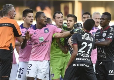 Messoudi over incident: "Ik probeerde enkel Defour te bedaren"