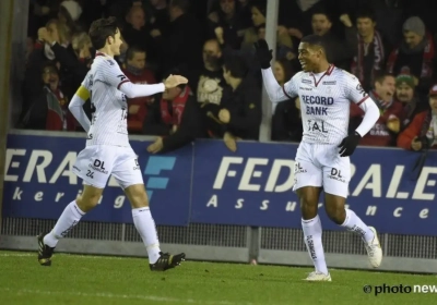 Moeskroenkiller Aneke: "Was al op een goal aan het wachten sinds ... Moeskroen"