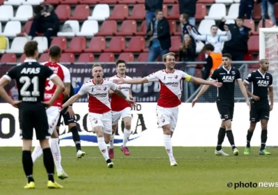 AZ van John van den Brom krijgt ferm pak slaag