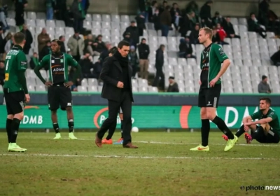 Club en Moeskroen-fans dansen op het graf van Cercle