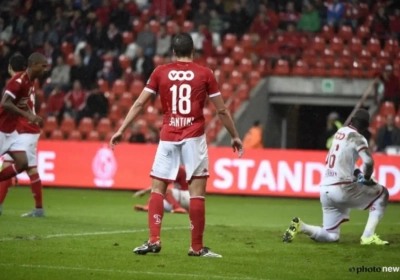 Tegengoal Hussain doet stevige Rouches de das om