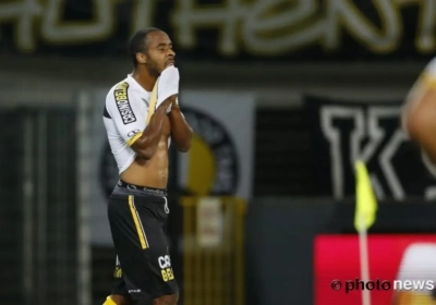 Odoi neemt het op voor Peeters: "De trainer staat niet op het veld, hé"