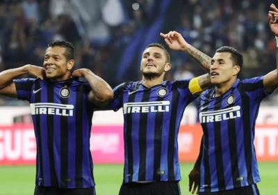 Het is lang geleden, maar het is nog eens spannend in de Serie A: vier (verrassende) ploegen nek aan nek