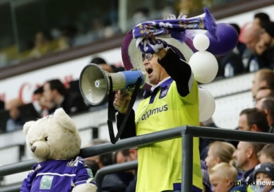 VIDEO: Feest in het Park: "Allez Michel..." en "Qui ne saute pas..."