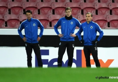 Engels verwijst Duarte naar tribune, Preud'homme legt uit