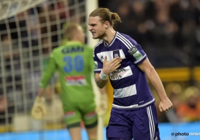 VIDEO: Schitterende beelden: zo neemt Gillet afscheid in tranen