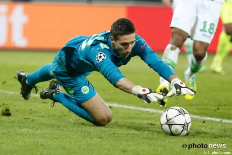 Koen Casteels krijgt vertrouwen van coach Hecking, maar concurrent verlengt wel contract