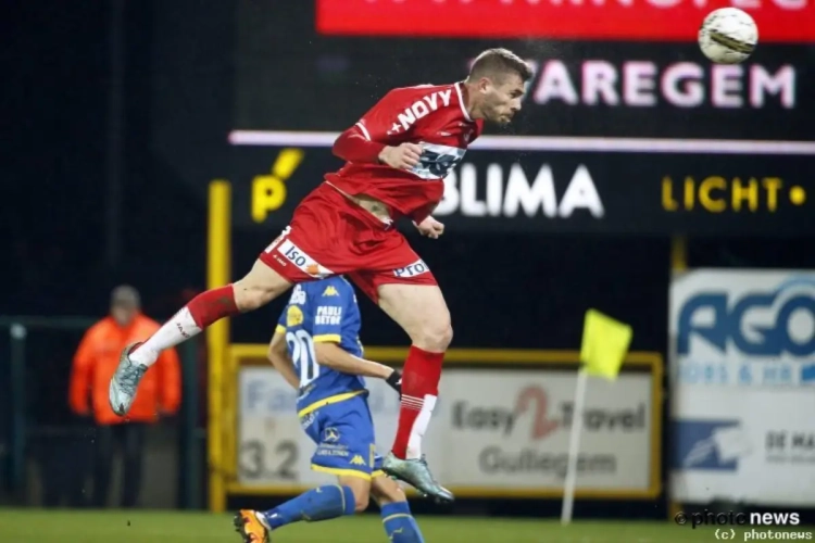 Papazoglou danst (eindelijk) weer de Sirtaki: "Op het moment zelf besefte ik het niet, maar iedereen zei me dat het zo'n mooie goal was"