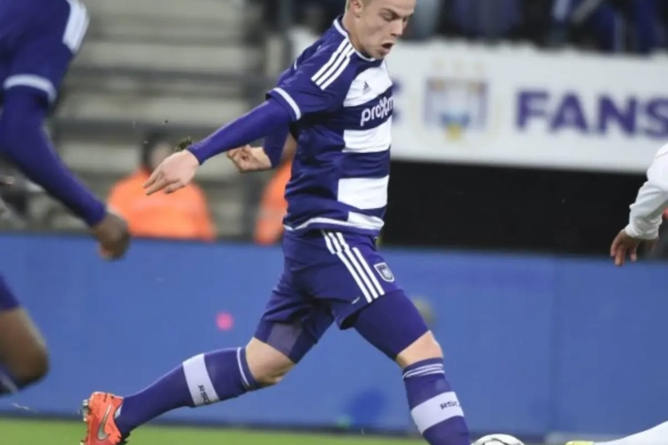 Vancamp trapt Anderlecht naar finale Otten Cup tegen Manchester United