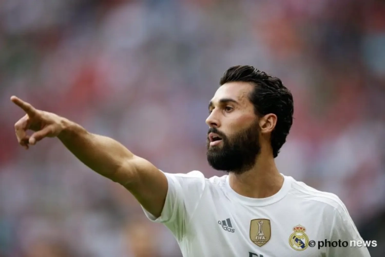 Arbeloa kan het niet laten en deelt een wel erg subtiel steekje uit aan Piqué